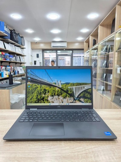 DELL Latitude 3520 14" i5 1135G7 8GB/256GB 