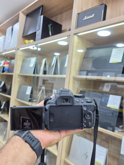 Nikon D5200 + Objectifs 35mm 