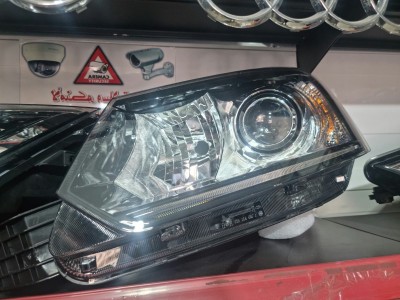 Phare optique skoda yetti 2014/2017