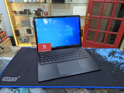 Microsoft Surface Laptop 3 13.5" / i5 1035G7 / 8Go 256Go