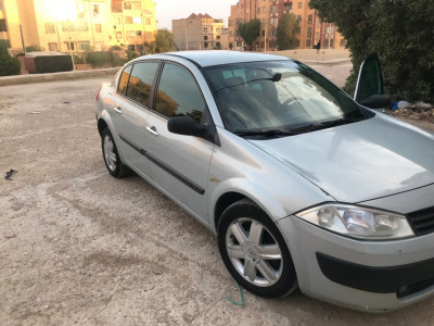 moyenne-berline-renault-megane-2-2003-ksar-boukhari-medea-algerie