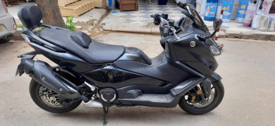 motos-scooters-yamaha-562-ccr-t-max-2023-kolea-tipaza-algerie