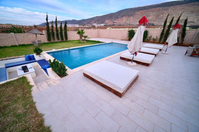 Location vacances Villa Oran Ain el turck