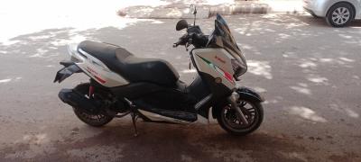 motos-scooters-gevatti-xmax-2018-bir-el-djir-oran-algerie
