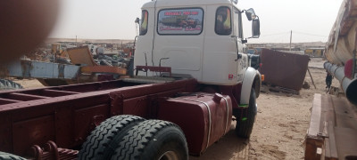 tracteurs-renault-gbh-1982-touggourt-algerie