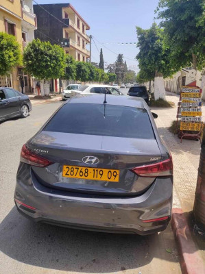 voitures-hyundai-accent-2019-chemora-batna-algerie