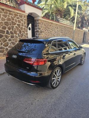 average-sedan-audi-a3-sport-back-2017-oran-algeria