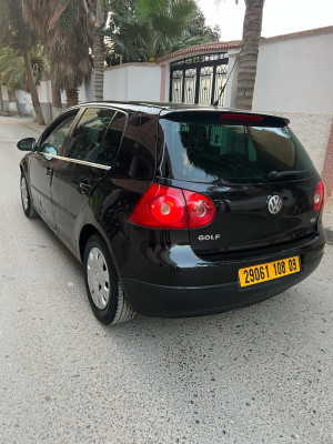 voitures-volkswagen-golf-5-2008-blida-algerie