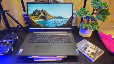 Lenovo ideapad V13 