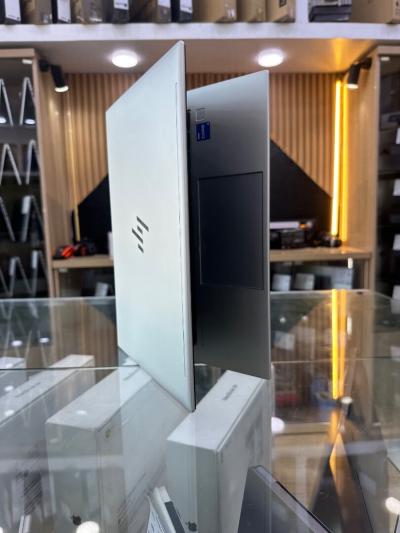 HP ELITEBOOK 840 G10 i5 1335U 8GB/256GB 14 POUCE FHD