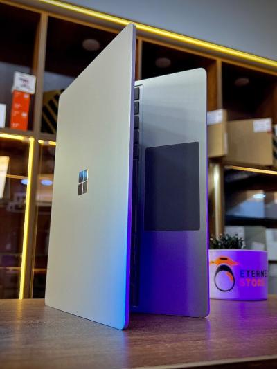 Surface laptop Go 3 I5-1235U 16/256 12Pouce FHD+ tactile 