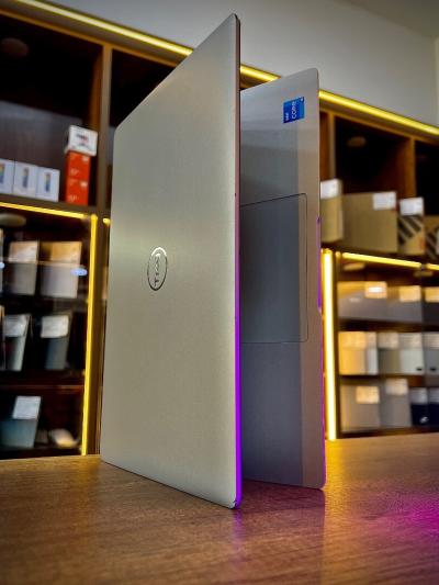 Dell latitude 5440 i5-1345 U 16/256 ecran 14 pouces FHD