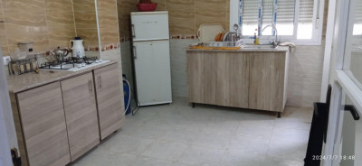 appartement-location-vacances-f3-oran-el-ancor-algerie