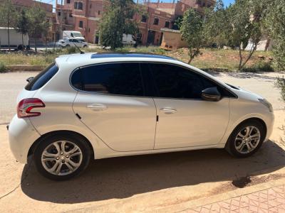 citadine-peugeot-208-2015-allure-tlemcen-algerie