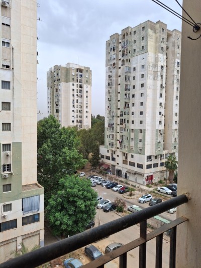 بيع شقة 3 غرف الجزائر العاشور