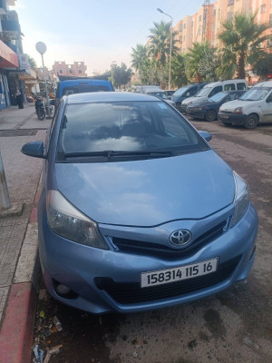 voitures-toyota-yaris-2015-beni-mered-blida-algerie