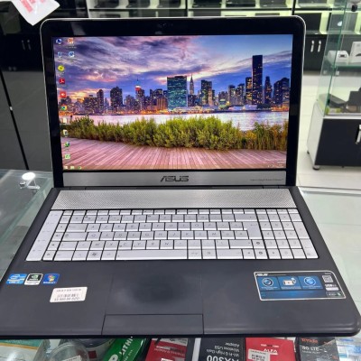 ASUS I7 2EM