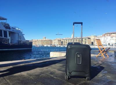 luggage-travel-bags-valise-delsey-paris-moncey-taille-s-55cm-rouiba-alger-algeria