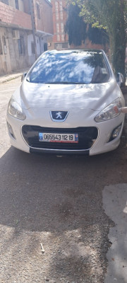 moyenne-berline-peugeot-308-2012-el-eulma-setif-algerie