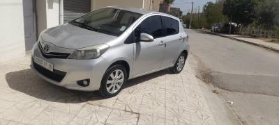 سيارة-صغيرة-toyota-yaris-2011-قسنطينة-الجزائر