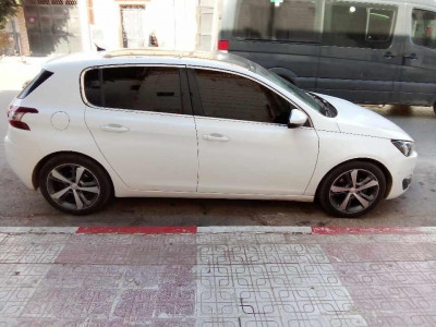 moyenne-berline-peugeot-308-2016-ain-el-bia-oran-algerie