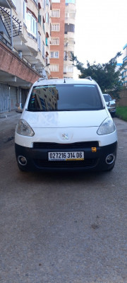 utilitaire-peugeot-partner-2014-tepee-bejaia-algerie