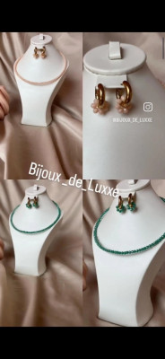 طقم-مجوهرات-collier-et-boucles-tendance-en-cristal-acier-inoxydable-garanti-المحمدية-الجزائر