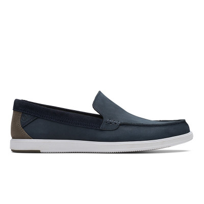 CLARKS Bratton Loafer