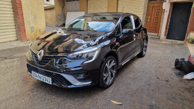 Renault Clio 5 Rs line 2023 1.5 dci 110 chevaux - Oran Algérie