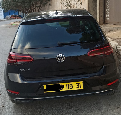 moyenne-berline-volkswagen-golf-7-2018-join-oran-algerie