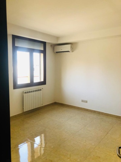 كراء شقة 4 غرف الجزائر شراقة