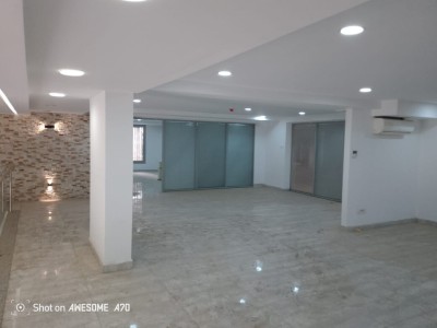 كراء محل الجزائر القبة