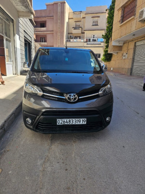 عربة-نقل-toyota-proace-2019-سطيف-الجزائر