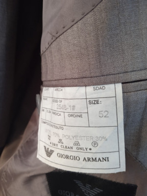 tenues-professionnelles-costume-giorgio-armani-ain-naadja-alger-algerie