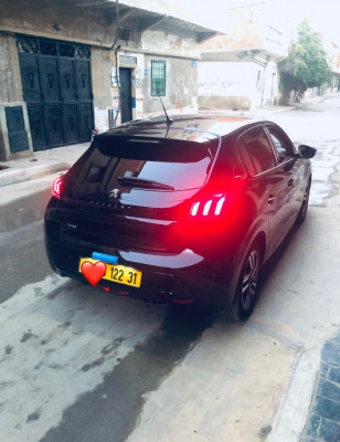 citadine-peugeot-208-2022-allure-oran-algerie