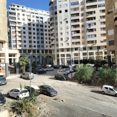 بيع شقة ستوديو غرفتين بومرداس بومرداس