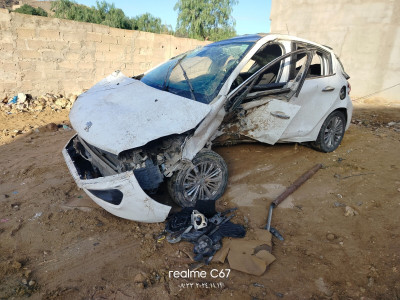 voitures-peugeot-208-2019-alger-centre-algerie