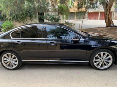 voitures-volkswagen-passat-2018-r-line-ain-benian-alger-algerie