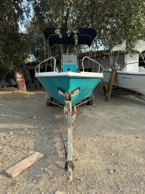 barques-bateau-520-bejaia-algerie