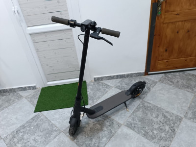 trotinettes-xiaomi-mi-trotinette-scooter-essential-تروتينات-سكوتر-bechar-algerie