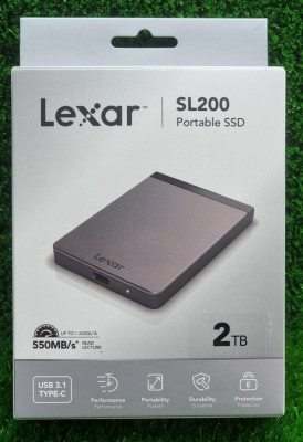 Lexar SL200 Disque SSD Externe Portable 2TB , lecture 550 Mo/s ,  d'écriture: 400 Mo/s