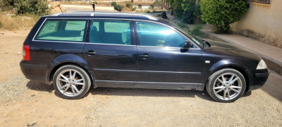 grande-berline-volkswagen-passat-2003-mascara-algerie