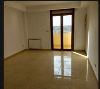 كراء شقة 4 غرف الجزائر شراقة