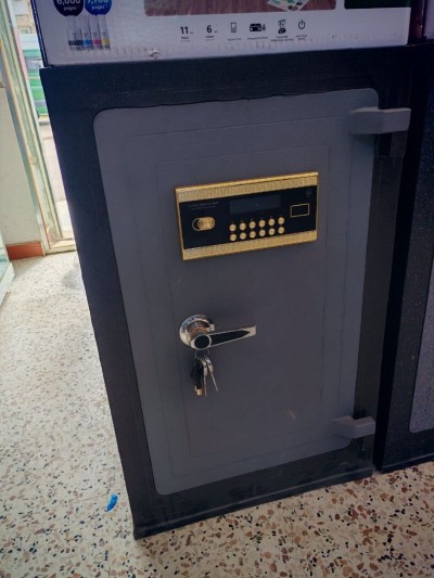 Coffre fort 80cm digital + serrure (Avec paumelle) - Arrondie PLASMA