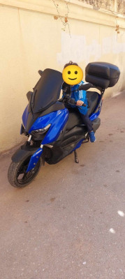دراجة-نارية-سكوتر-x-max-xmax-300-2018-الجزائر-وسط