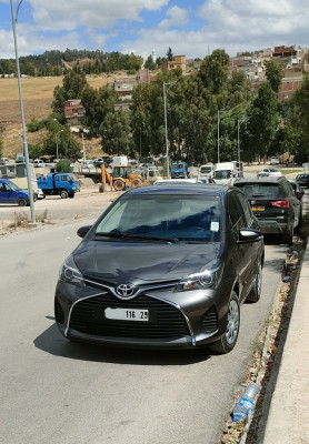 voitures-toyota-yaris-2016-constantine-algerie