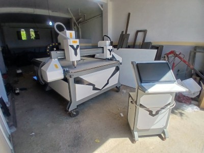 FABRICATION DE MACHINES CNC