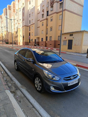 berline-hyundai-accent-rb-4-portes-2017-prestige-souk-ahras-algerie