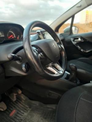 citadine-peugeot-208-2015-allure-bordj-bou-arreridj-algerie