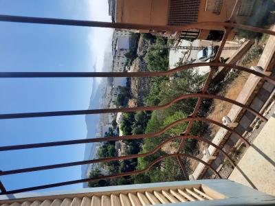 appartement-location-vacances-f3-chlef-tenes-algerie